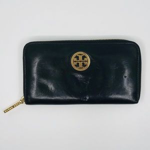 Tory Burch Robinson Zip Wallet